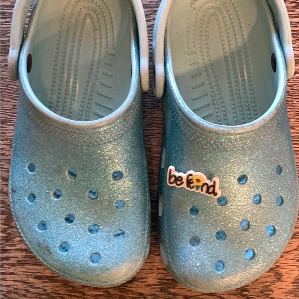 CROCS Kids Sparkling Aqua Clogs